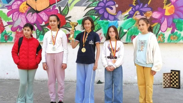 Andrea Cvetanovska after winning third place at the North Macedonia Under-12 Chess Championship